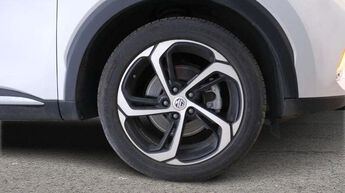 MG MOTOR UK HS, , hi-res