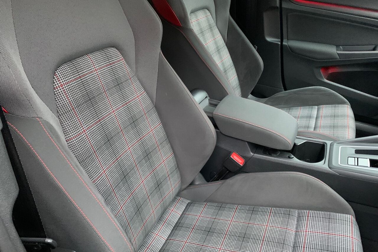 VOLKSWAGEN GOLF, , hi-res