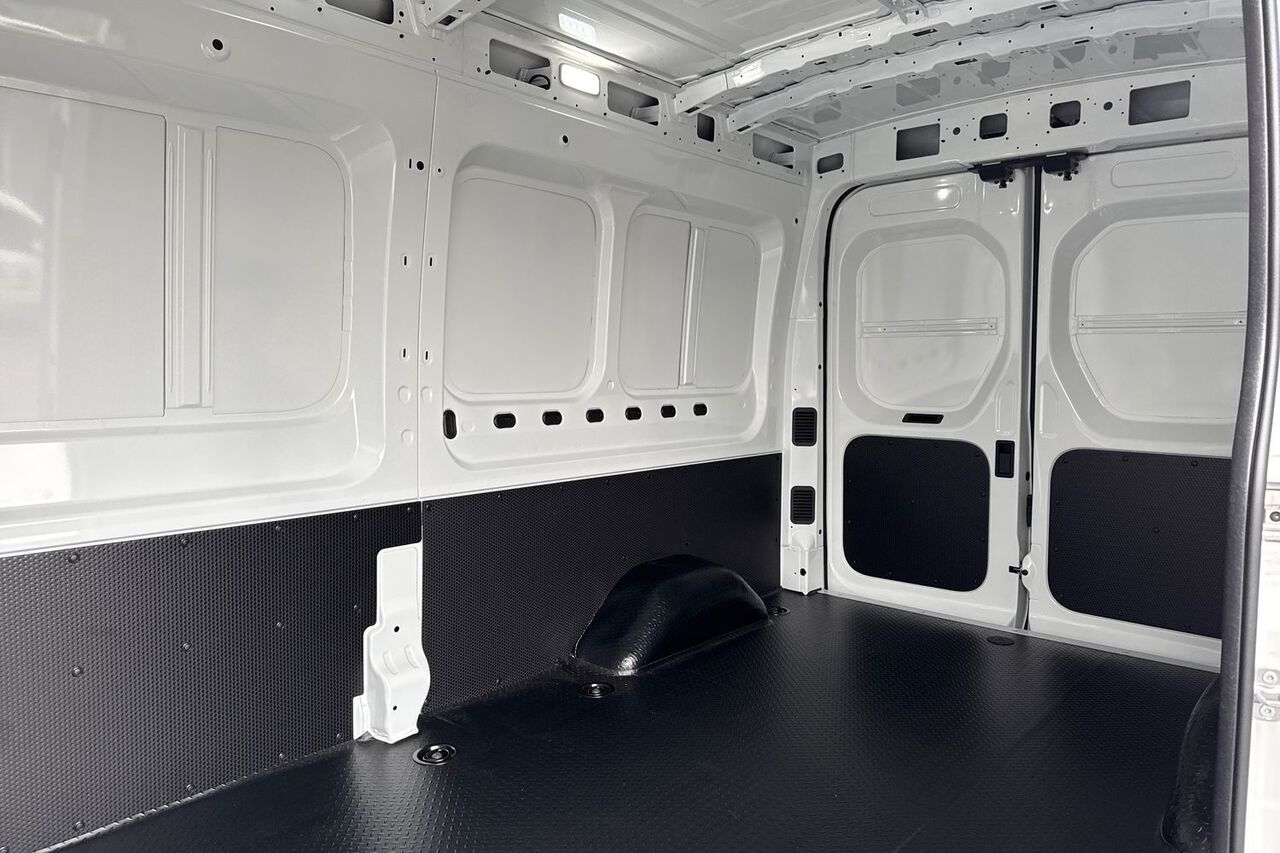 MAXUS DELIVER 9, , hi-res