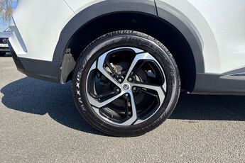 MG MOTOR UK HS, , hi-res