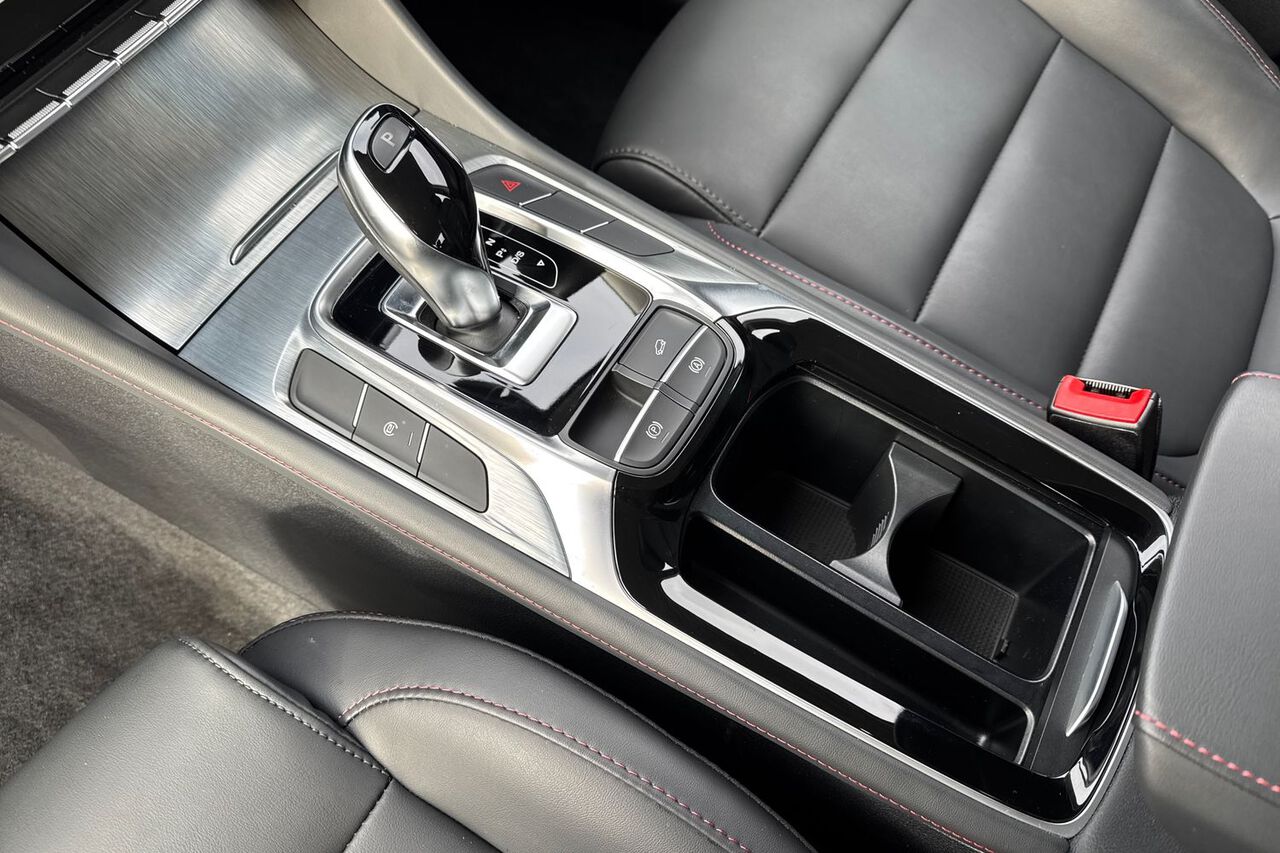 MG MOTOR UK HS, , hi-res