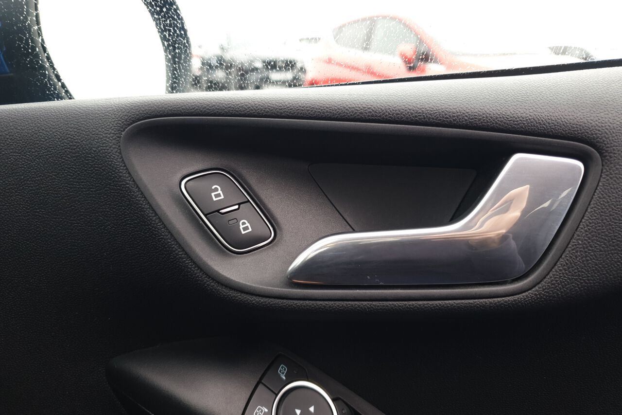 FORD FIESTA, , hi-res