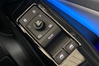 VOLKSWAGEN ID.4, , hi-res