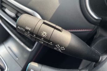MG MOTOR UK HS, , hi-res