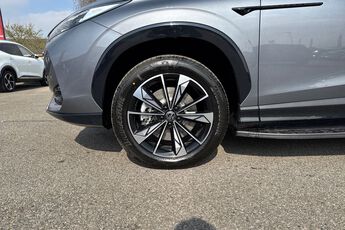 MG MOTOR UK HS, , hi-res