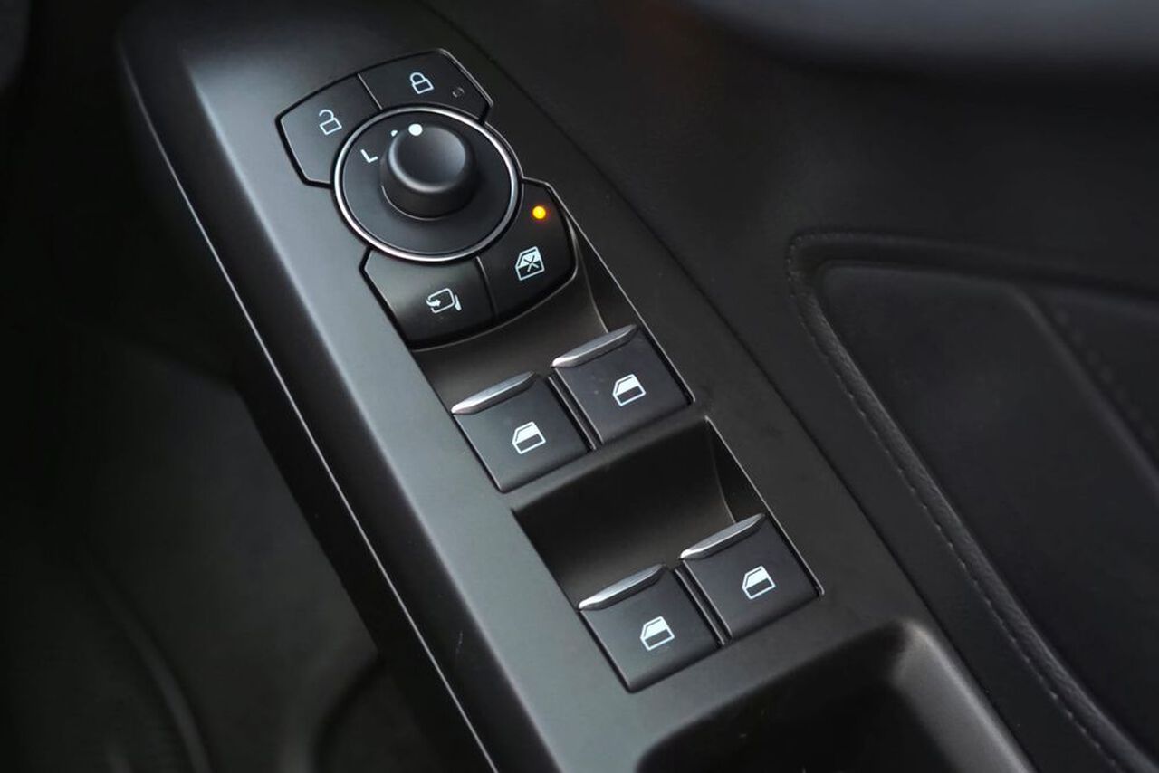 FORD FOCUS, , hi-res