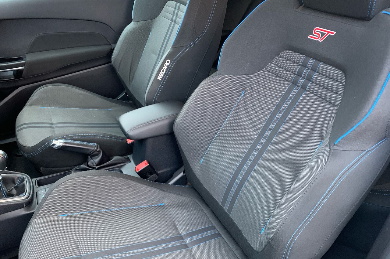 FORD FIESTA, , hi-res