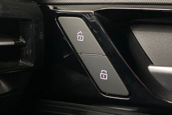 MG MOTOR UK MG4, , hi-res