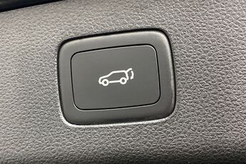 MG MOTOR UK HS, , hi-res