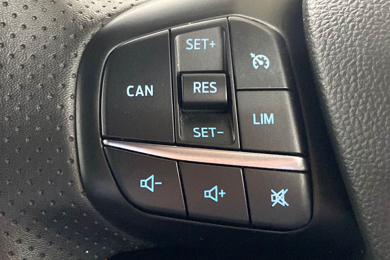 FORD FOCUS, , hi-res