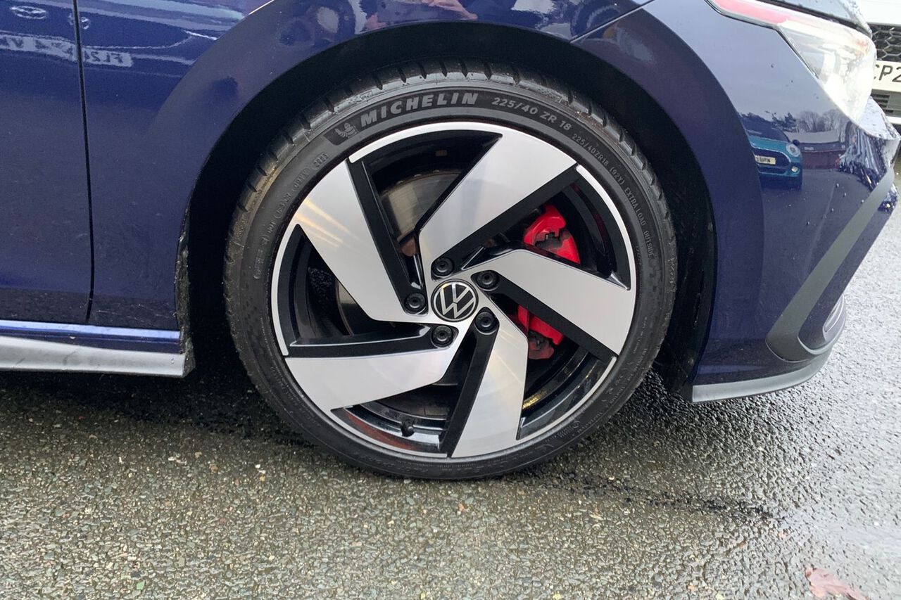 VOLKSWAGEN GOLF, , hi-res