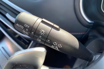 MG MOTOR UK HS, , hi-res